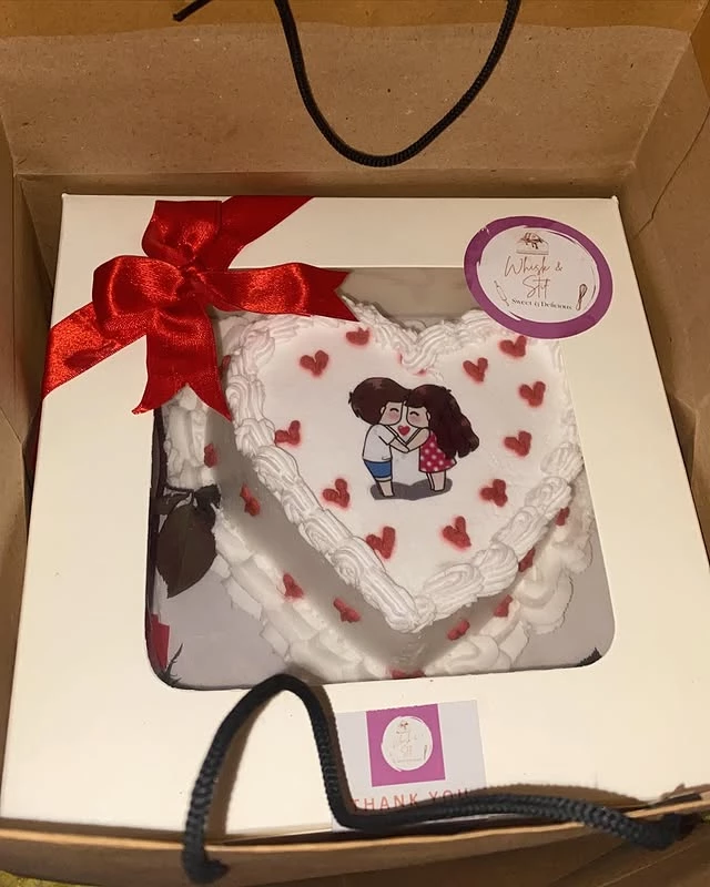 Heart cake for loved one with whisk & stir smoothie & desserts and thank you message - Loved Ones Cakes Karachi By Whisk And Sift